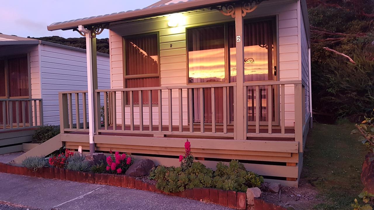 Oamaru Bay Tourist Park Hotel Coromandel Exterior photo